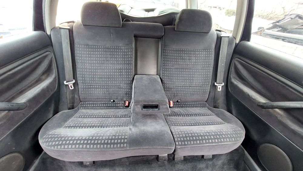 Пасат б5.5 2.0 115 коня на  части