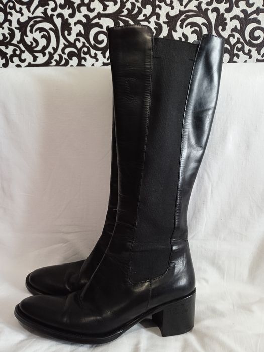 Сапоги (ИТАЛИЯ) В отличном состоянии.