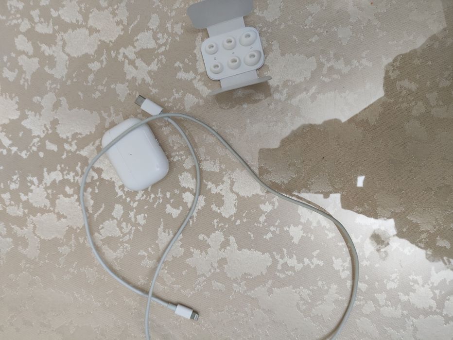 Продам Airpods pro 2