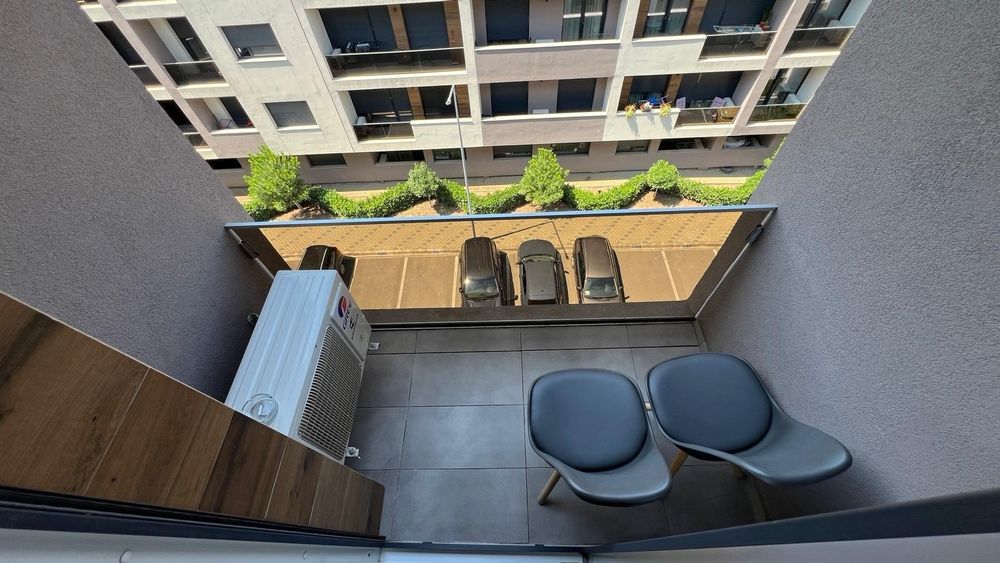West Residence apartament 2 camere  cu terasă de inchiriat