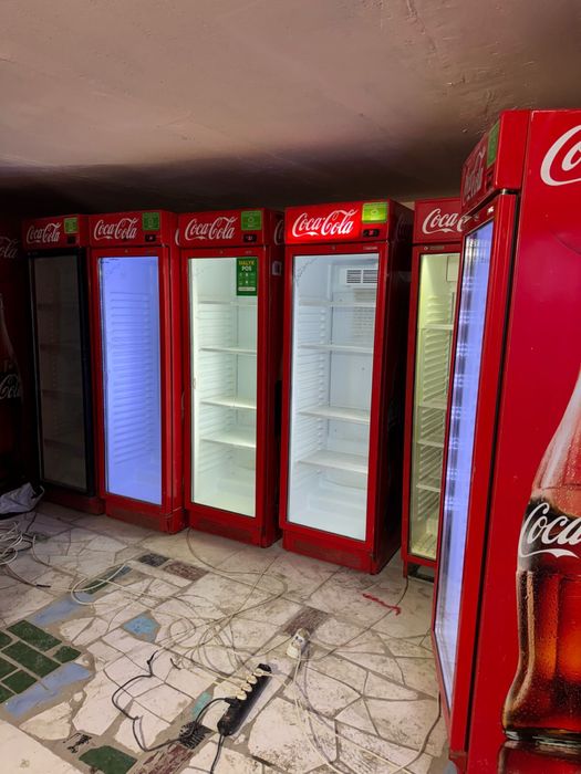 Витринный холодильник