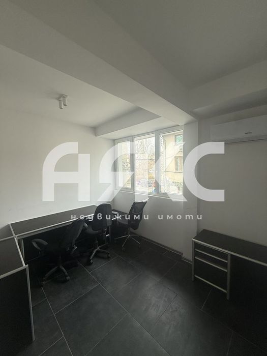 Офис сграда под наем на комуникативно място ! ДО МЕТРОСТНАЦИЯ
