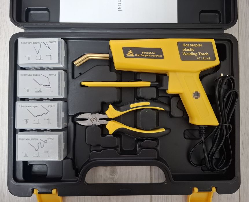 Pistol de lipit plastic