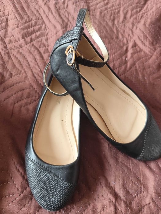 Черни обувки официални