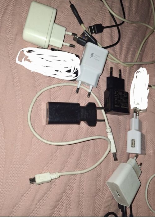 Продам зарядное устройство