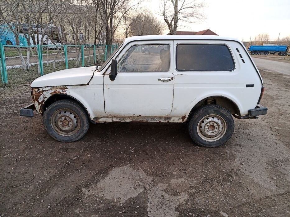 ** ВАЗ нива 2121 **
