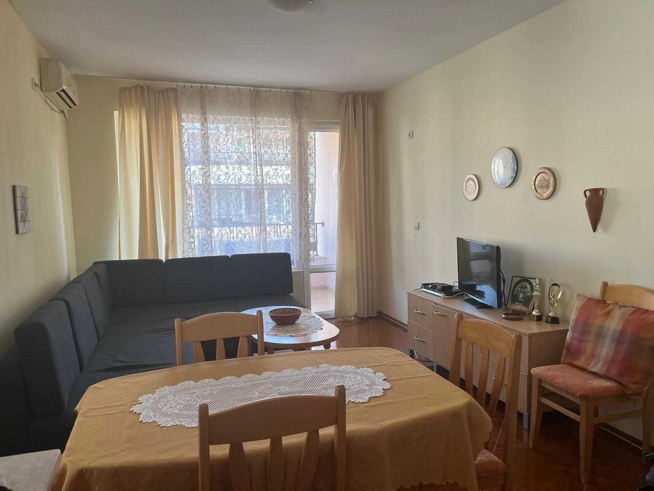 Продава се Двустаен апартамент в к.к. Слънчев бряг - 65 кв.м за 1031 €/кв.м - Снимка #4