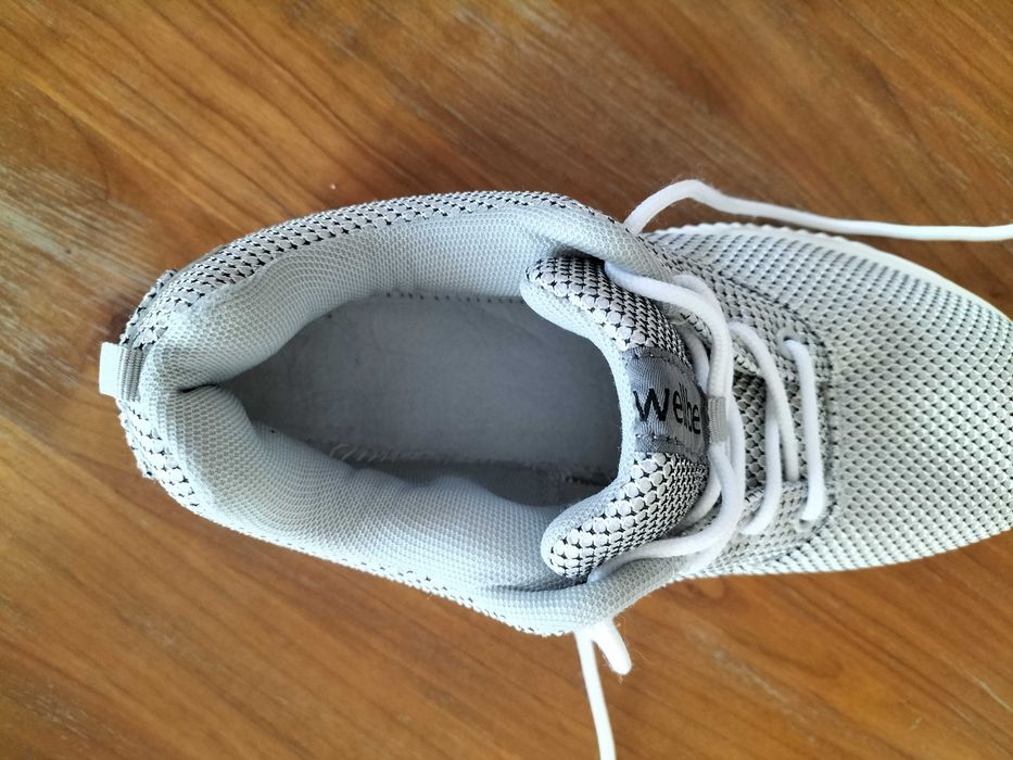 Adidași mărimea 40 int. 26,5 cm