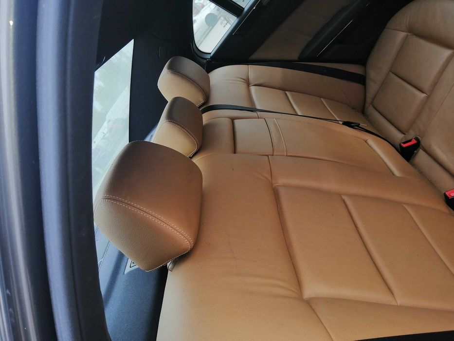 Dezmembram Mercedes E220