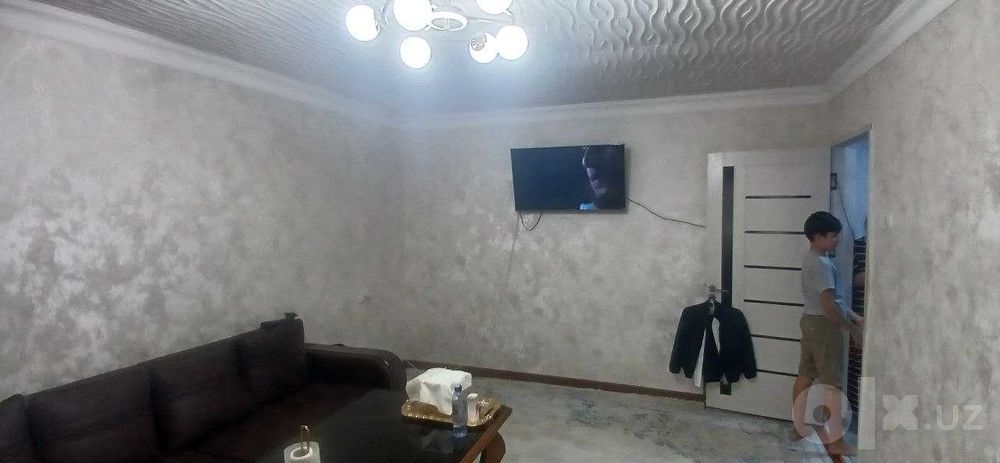 Kattaqo'rgon shahri Mikrorayon 3 xonali uy
