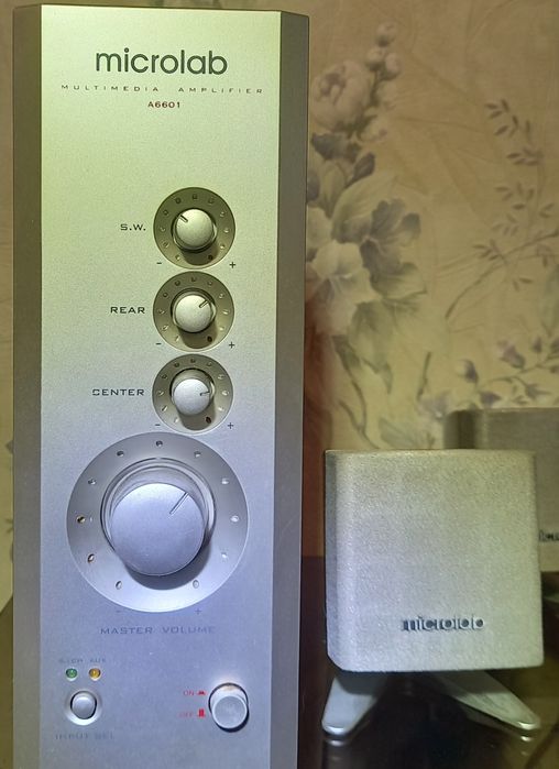 Продам усилитель Микролаб  5'1 сабуфер