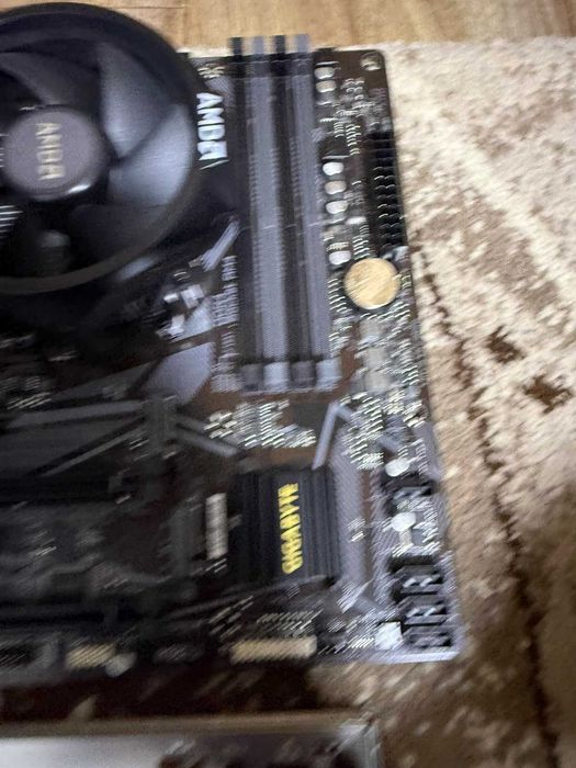 Kit placa baza B550M DS3H + Ryzen 5 5600X + Wifi