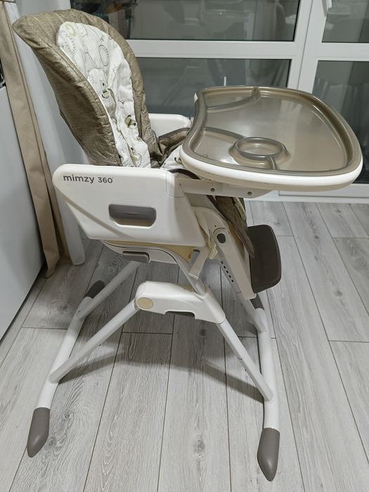 Детский стульчик для кормления