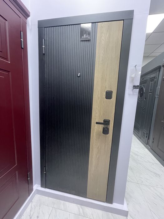 Металлические двери со склада