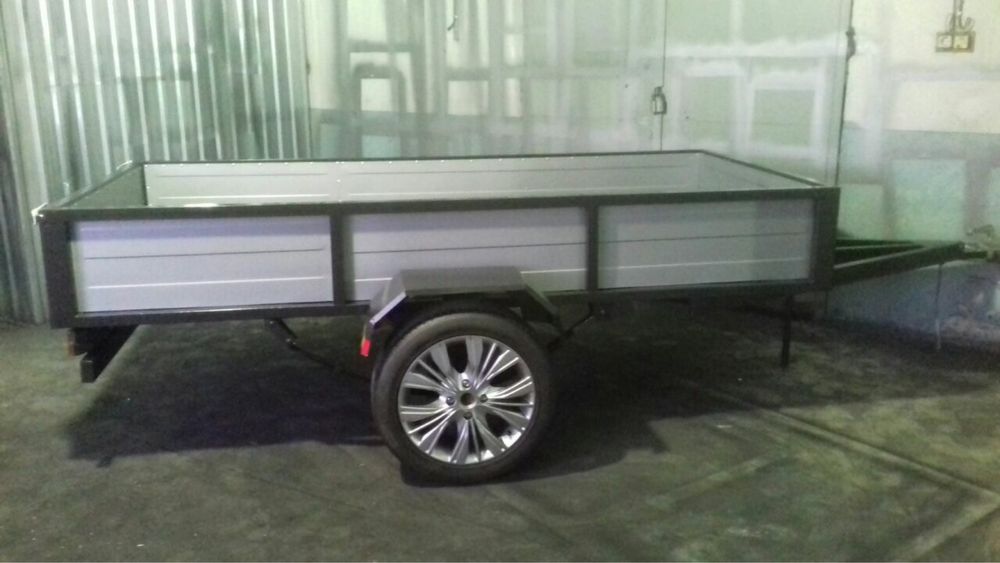 Заказга прицеплар ишлаб чикарамиз.