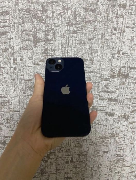 Продам iPhone 13