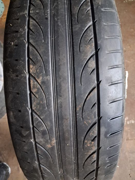 Продам комплект резины