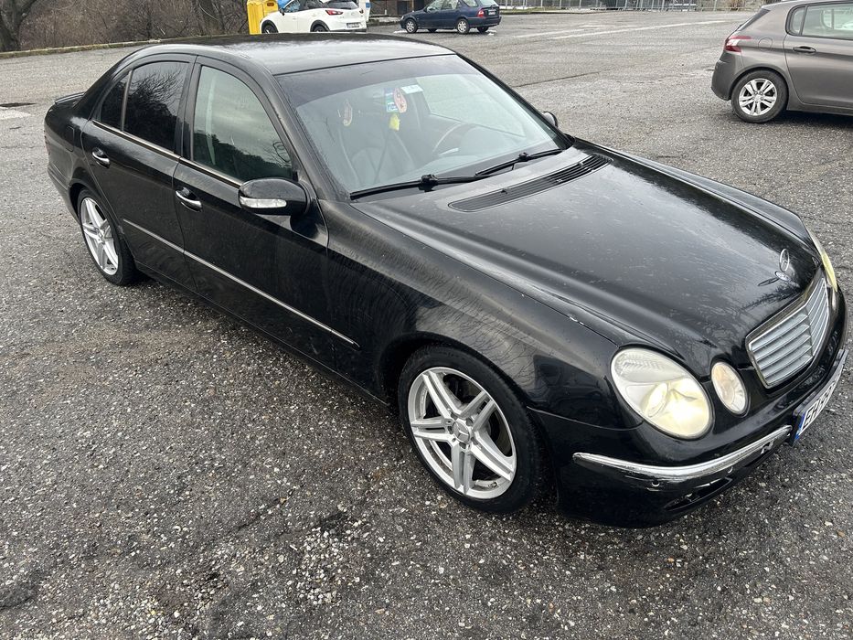 НА ЧАСТИ Mercedes E270 CDI Auto