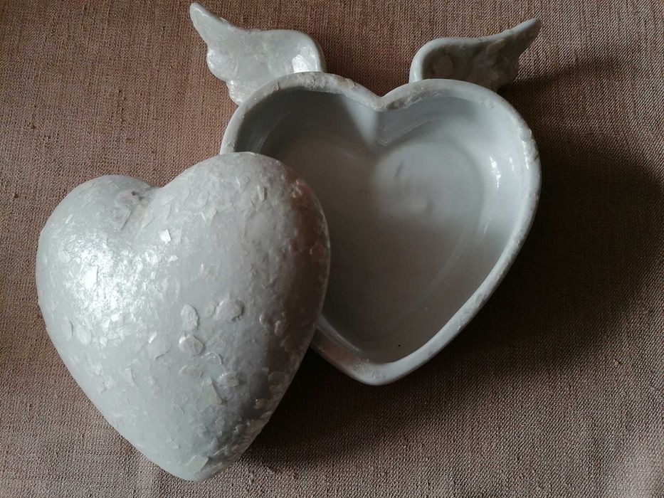 Продавам кутии за бижута или гримове - 4 броя различни