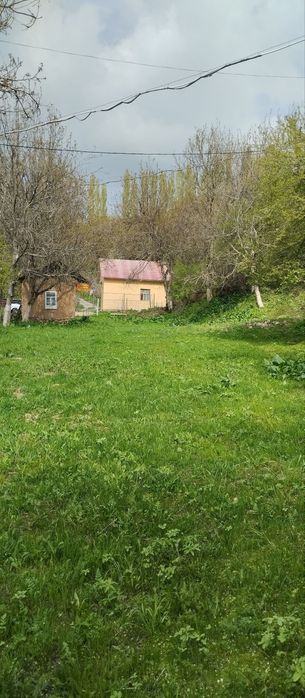 Бўстонлиқ тумани Амирсойда уй сотилади