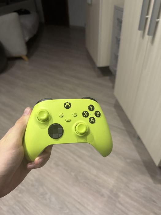Xbox контролер новый
