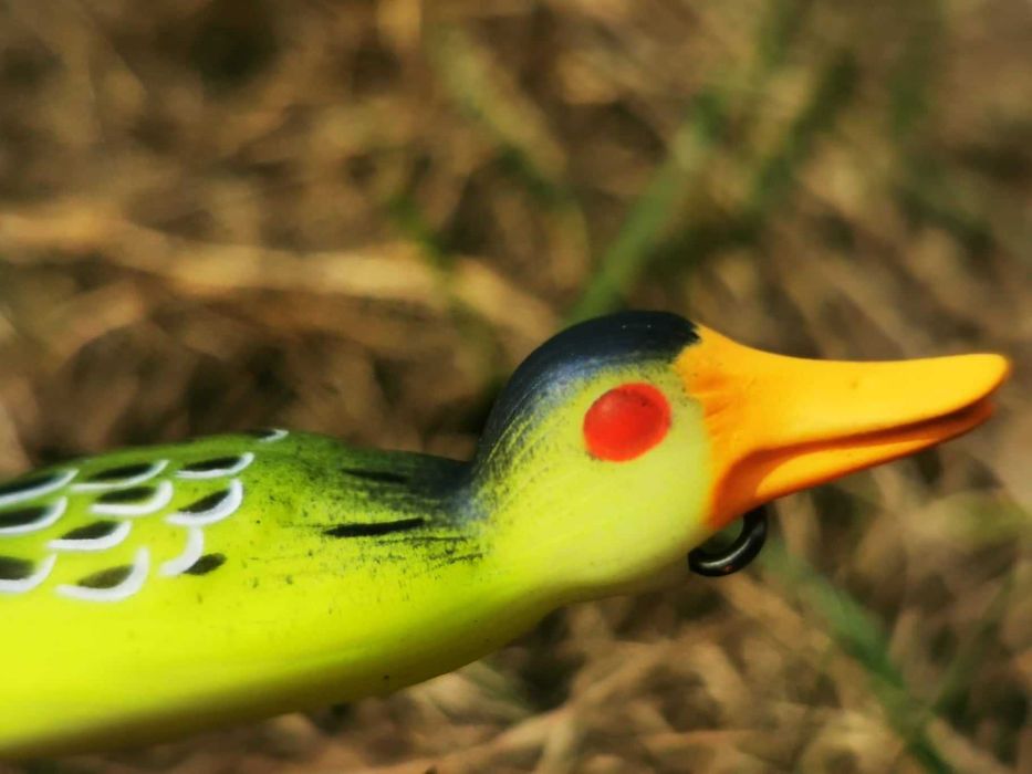 4 примамки за щука,сом и бяла риба и др. - имитация на водна патица !