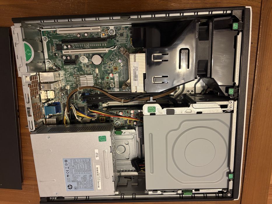 Calculator HP Compaq Pro 6305 SFF A8-5500B ; 8 gb ddr3 , windows