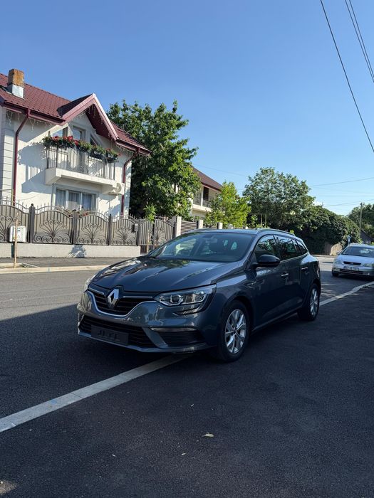 RENAULT Megane 2020 — imagine 2