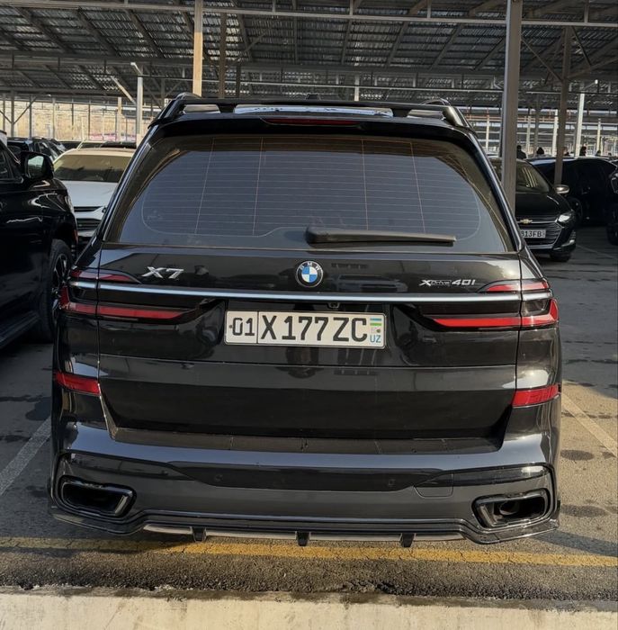 BMW X7 40i eng Fuli