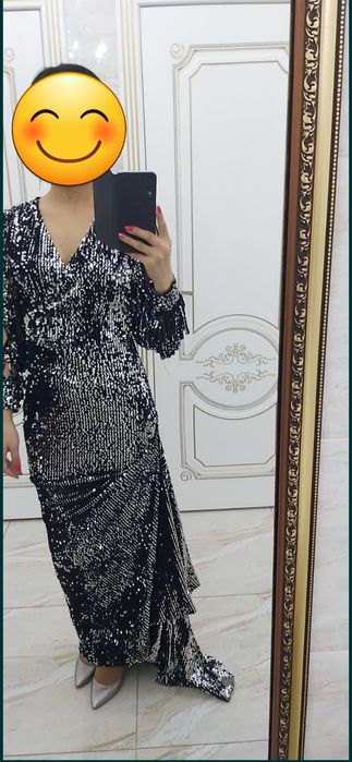 Платье праздничное для королевы вечера