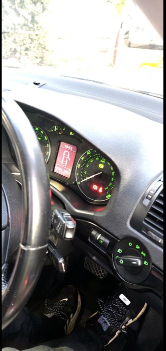 Skoda Octavia  2.0 140коня