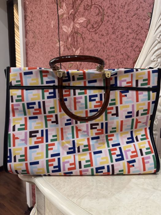 Новая сумка от Fendi