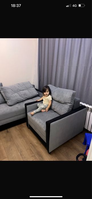 Продам диван и кресло. Прямой диван и кресло