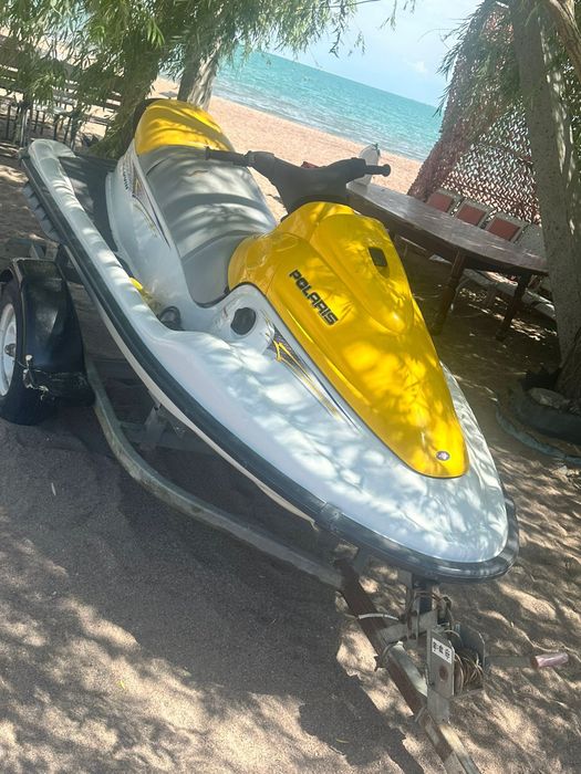 Лодка и гидроцикл