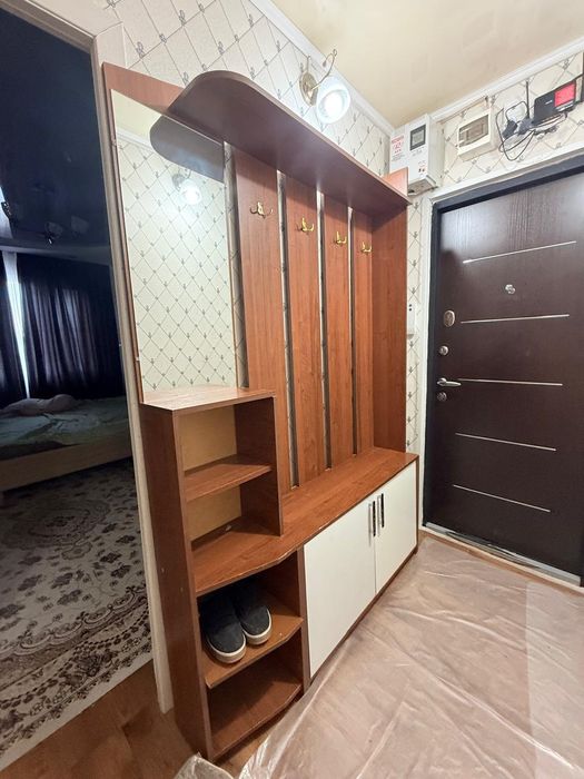 Прихожая с зеркалом