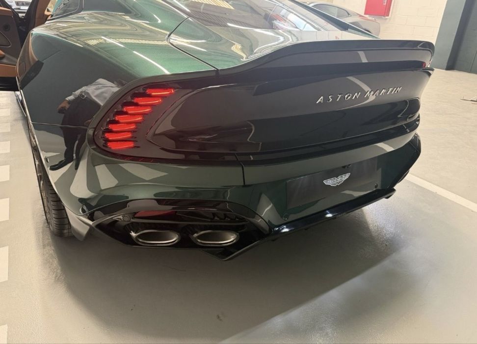 Aston Martin Vanquish Coupe 2026