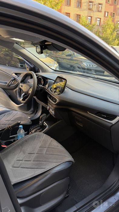 Chevrolet Tracker 2 premier 1.2 turbo 2023