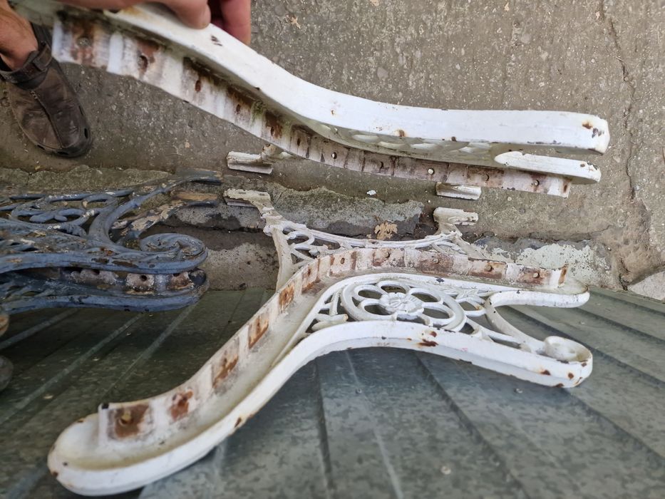 Picioare banca ornamentale din fonta, lemn