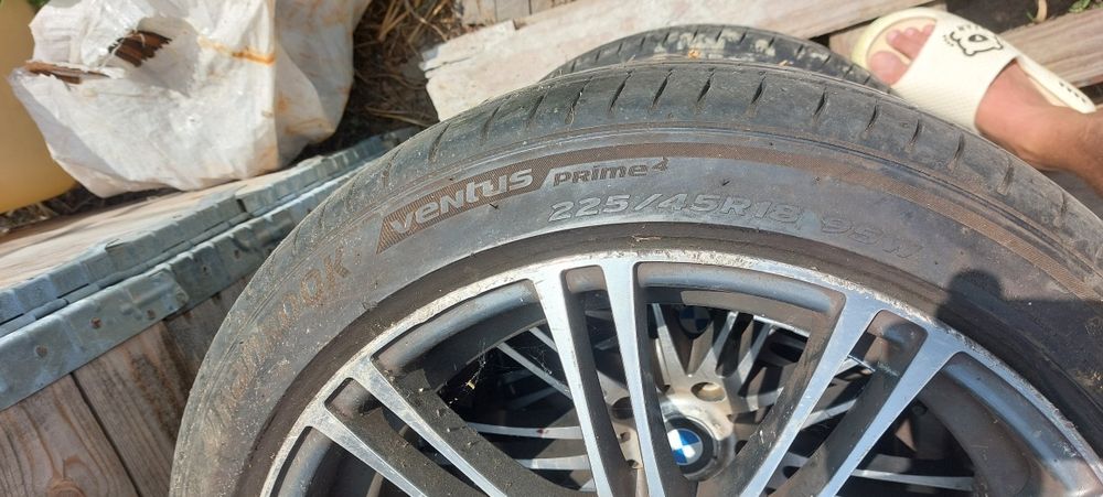 Genti aluminiu cu anvelope 225/45R18