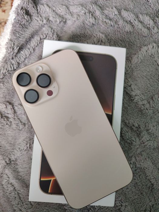 Продам iPhone 16 Pro Max 512