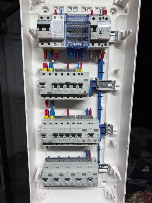 Услуги электриков сообщества ELEKTROPROFI