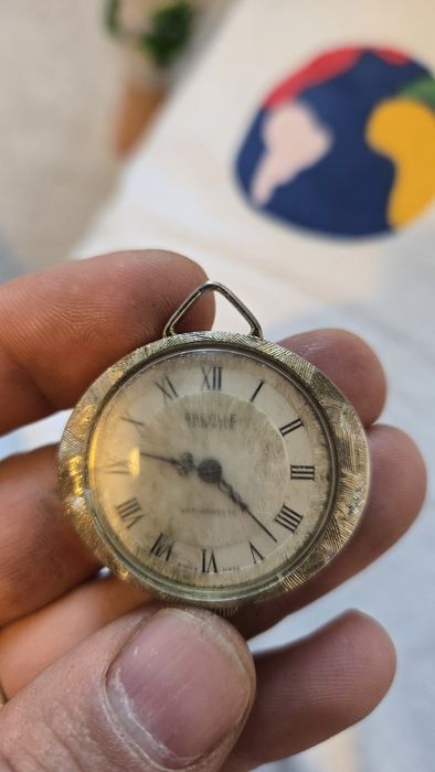 Ceas mecanic cu sonerie alarma