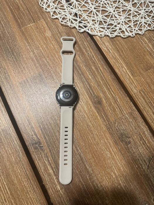 SAMUNG WATCH 6 40 mm Gold