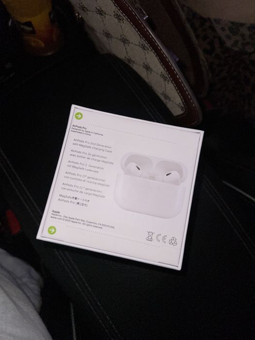 Продам наушники AirPodsPro