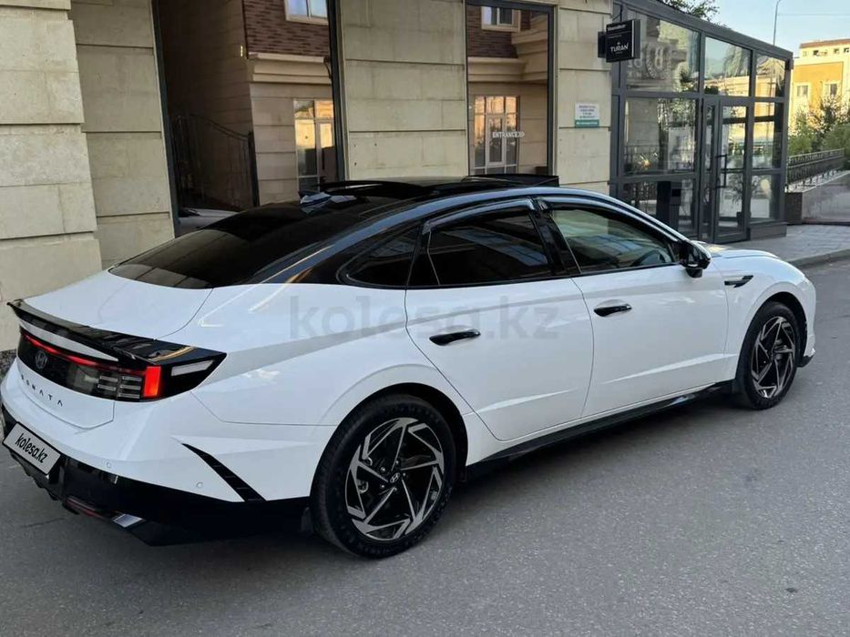 продам Хёндай Соната самая полная комплектация  LUX