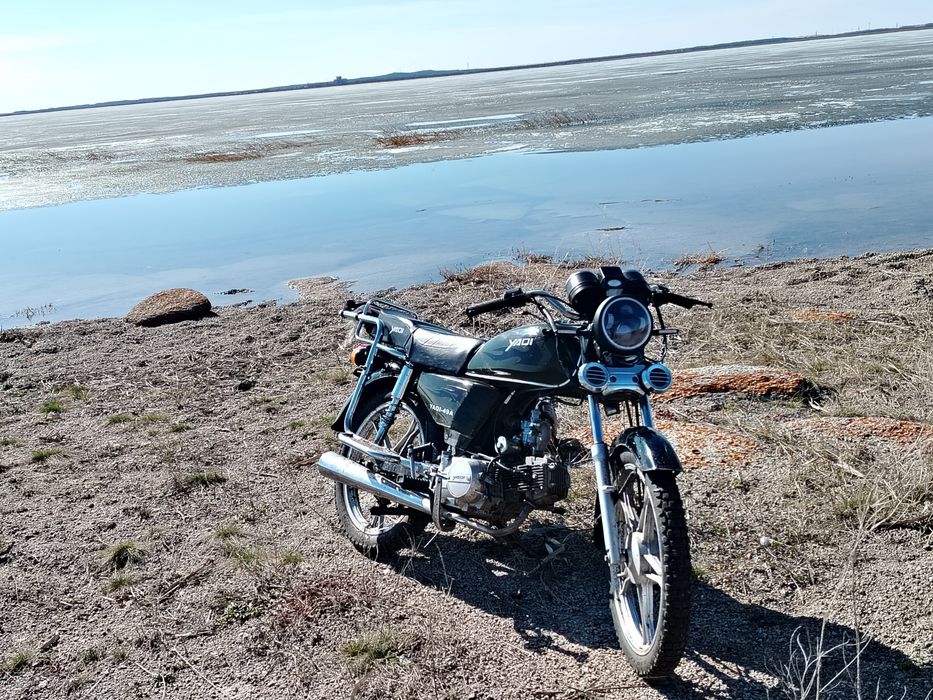 Мотоцикл яки 110