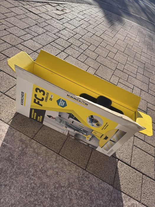 Aparat pentru spalat podele Karcher