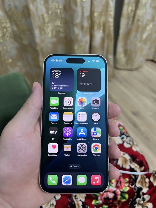 Айфон 16 128гб.