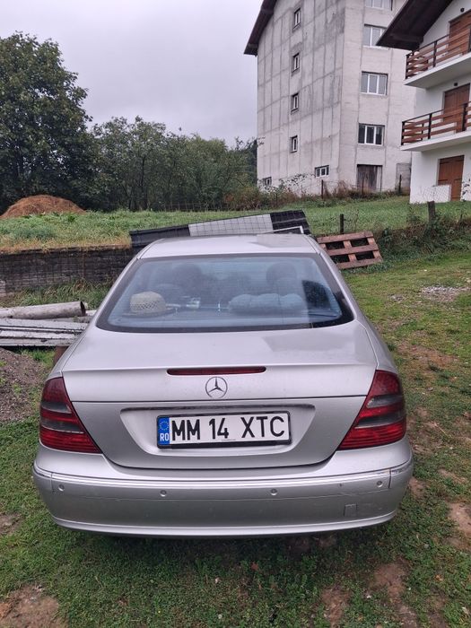 MERCEDES-BENZ E-Class 2004 — imagine 3