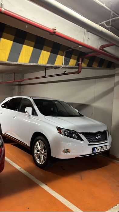 Lexus RX 450H vand sau schimb pe rx mai nou